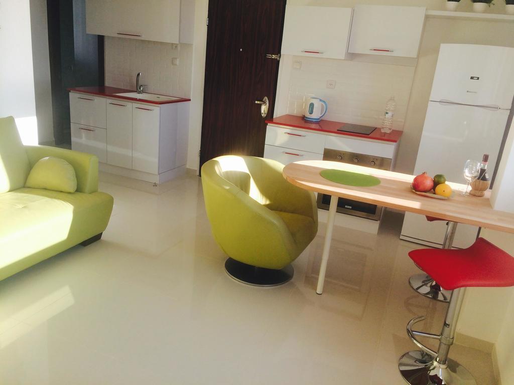 حيفا Alexsea Apartment الغرفة الصورة